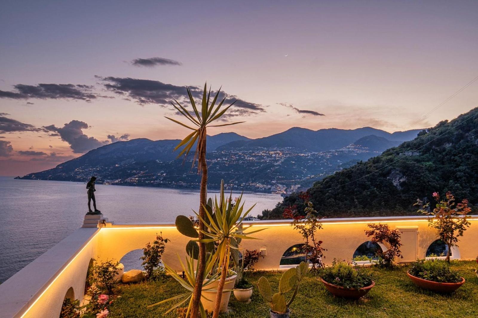 Villa Costanza Amalfi Coast Майори Екстериор снимка